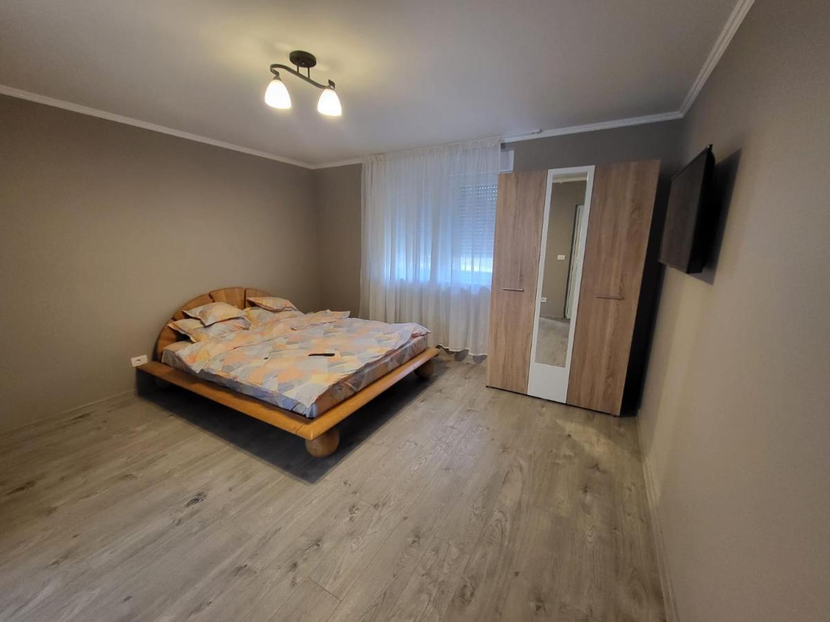 Casa Berzelor Villa Sinmartin  Ngoại thất bức ảnh